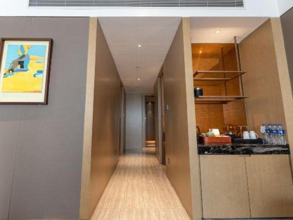 The Qube Hotel Jingzhou Exterior foto