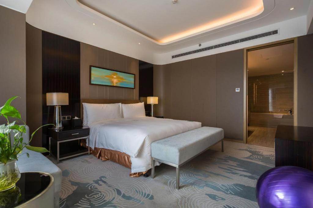 The Qube Hotel Jingzhou Exterior foto