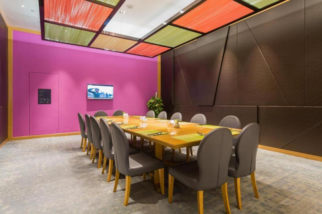 The Qube Hotel Jingzhou Exterior foto